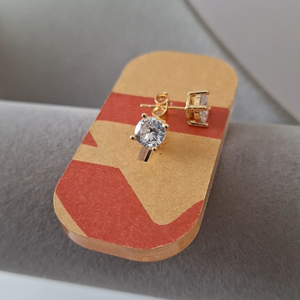 8mm diamond earrings